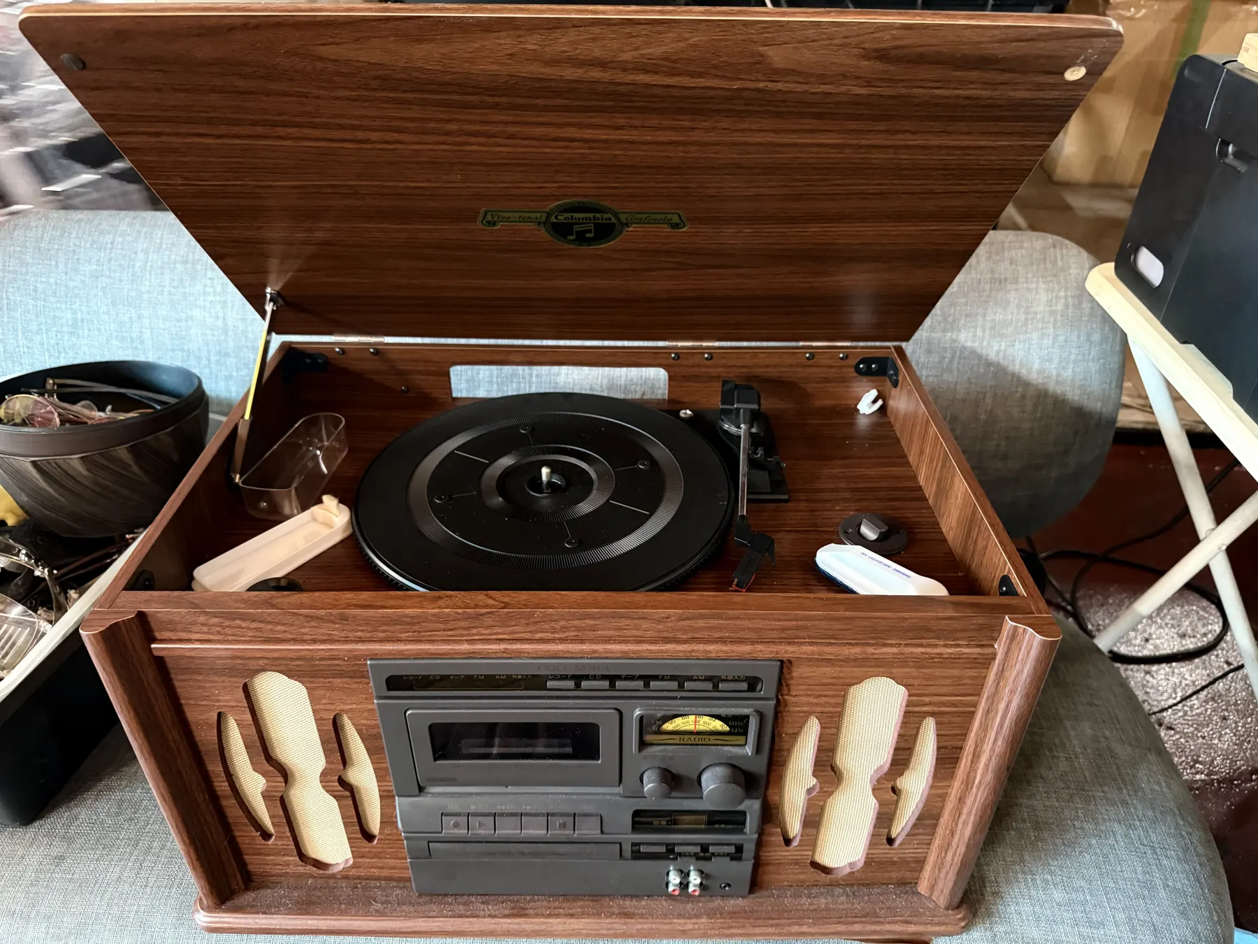 Vintage wooden turntable and cassette player